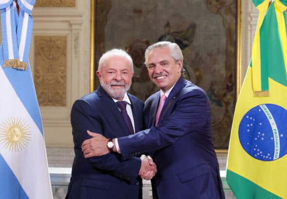 Alberto Fernández and Luiz Inácio Lula da Silva. Photo: Últimas Noticias.