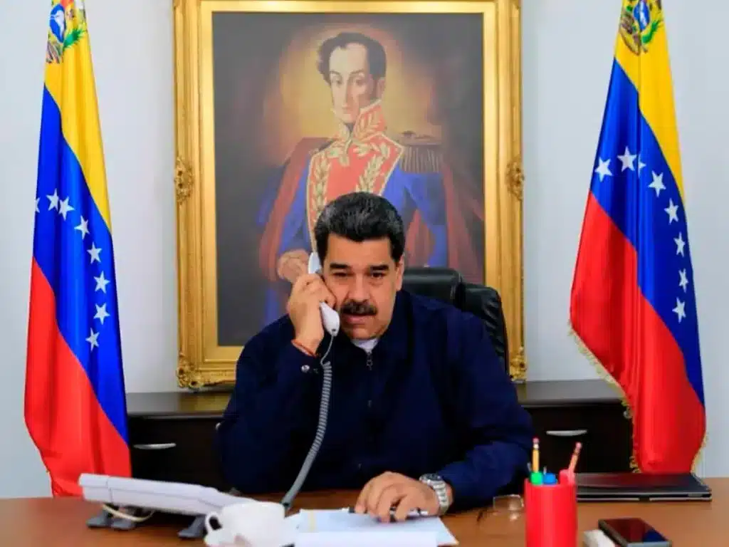 Venezuelan President Nicolas Maduro talking on the telephone from his office in Miraflores Palace, Caracas. Photo: Presidential Press/File photo.