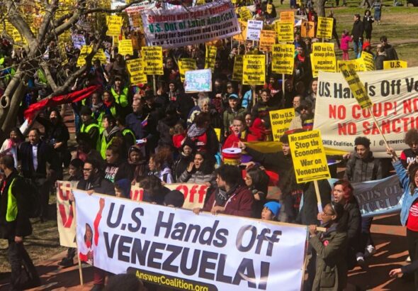 Image of demonstration in the US against US imperialist attacks against the Venezuelan people, as part of solidarity movements around the world that have denounced and mobilized against US sanctions. Photo: Twitter/@ChuckModi1/File photo.