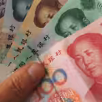 The Chinese Yuan, one of the primary currencies in de-dollarization. Photo: Fotoholica Press/ Lightrocket/ Getty Images.