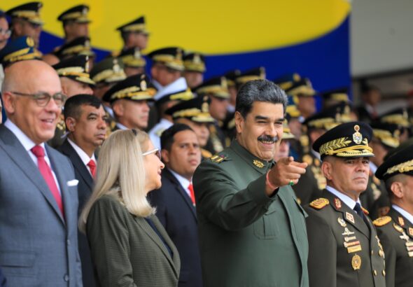 Venezuelan President Nicolás Maduro greeting the Bolivarian National Army on Army Day. Photo: Presidential Press.