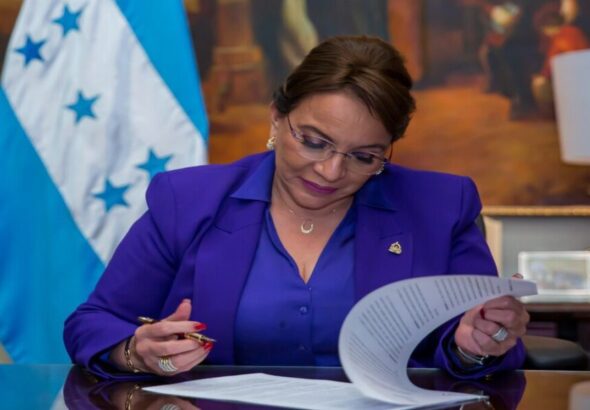 Honduran President Xiomara Castro. Photo: Twitter/@XiomaraCastroZ.