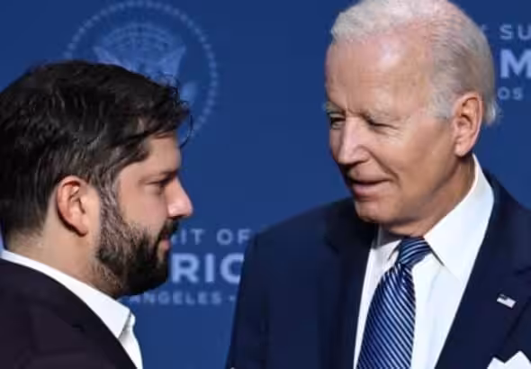 Gabriel Boric with Joe Biden. Photo: Archive.