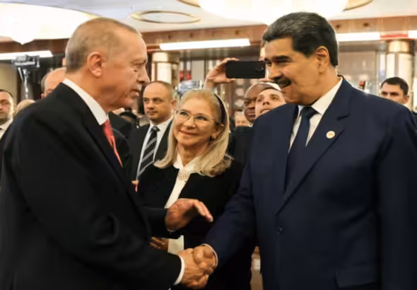 Turkish President Erdoğan greets Venezuelan President Nicolás Maduro during the former's inauguration ceremony in Ankara, June 3, 2023. Photo: Presidential Press.
