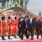 The official entry of Iranian President Ebrahim Raisi and Venezuelan President Nicolás Maduro to Miraflores Palace, Caracas, on Monday, June 21. Photo: Presidential Press. 