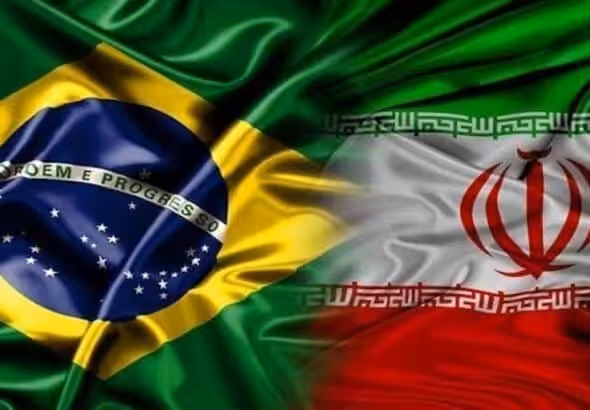 Brazil (left) and Iranian (right) flags. Photo: Kawsachun News.