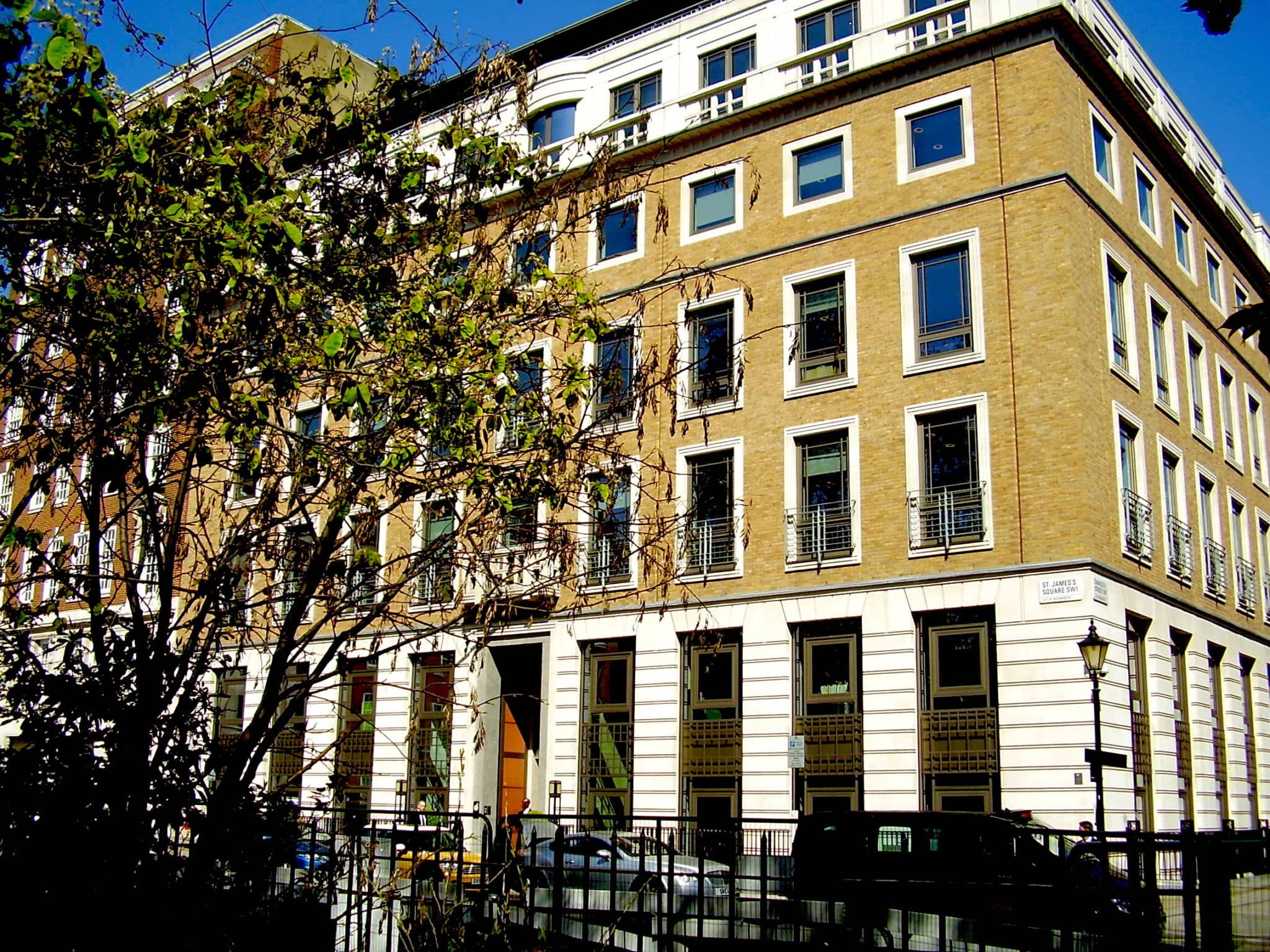 The head office of BP in London. Photo: Public domain, Wikimedia Commons.