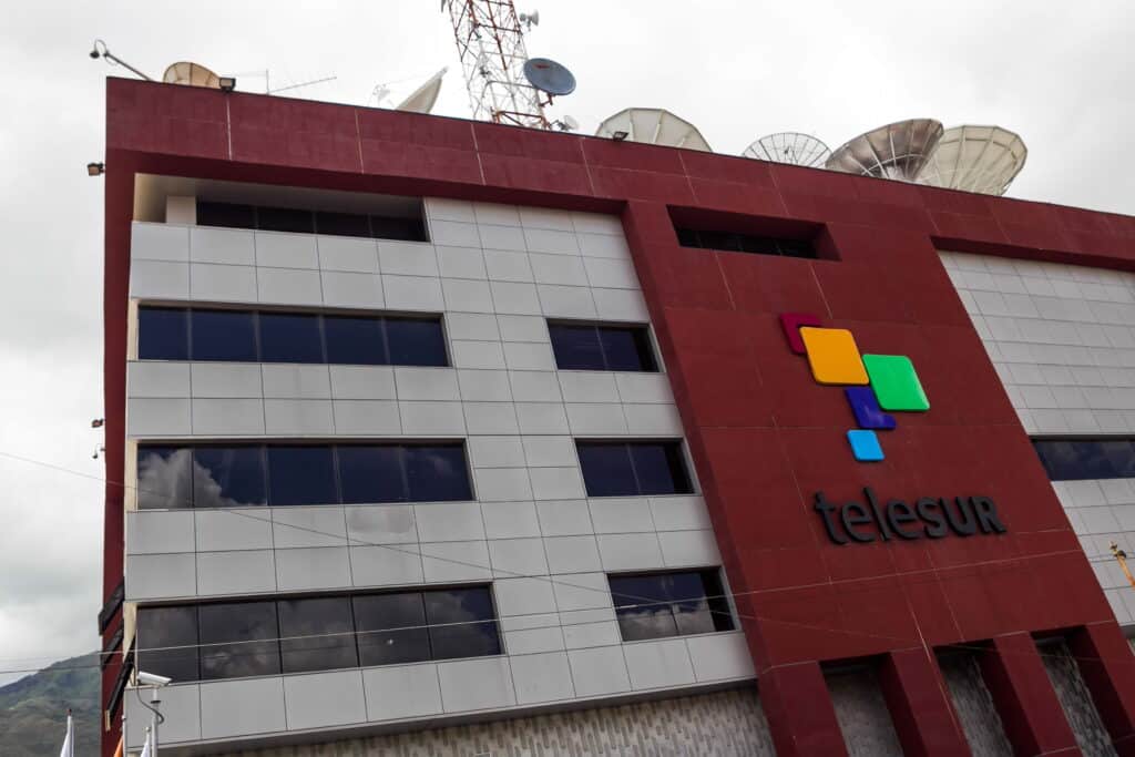 A teleSUR building. Photo: Twitter.