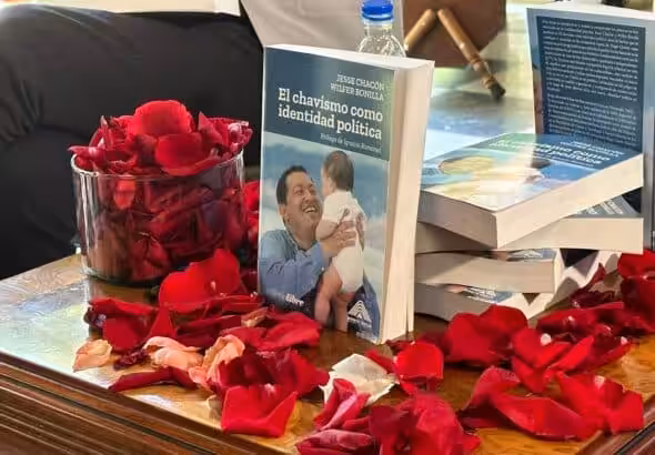 Book launch of "Chavismo as a Political Identity" which celebrated the ideological and historical legacy of Chávez and the Chavismo movement. Photo: Twitter/@JuanTeixeiraD.