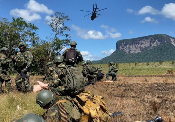 Venezuelan soldiers deployed in the south of the country to combat illegal mining. Photo: Twitter/@Redi-andes/file photo.