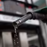 Tap for gasoline at a gas station. Photo: File photo. 