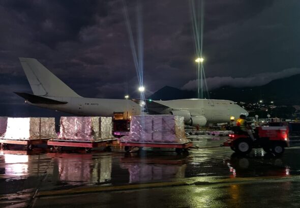 Flight carrying Russian insulin and syringes at the Simón Bolívar International Airport, Venezuela. Photo: Twitter/@EmbajadaRusaVen.