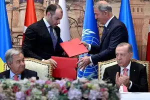 UN Secretary-General António Guterres (left) and Turkish president Recep Tayyip Erdoğan (right), at the signing ceremony of the grain deal in Istanbul. Photo: AFP/Getty Images.