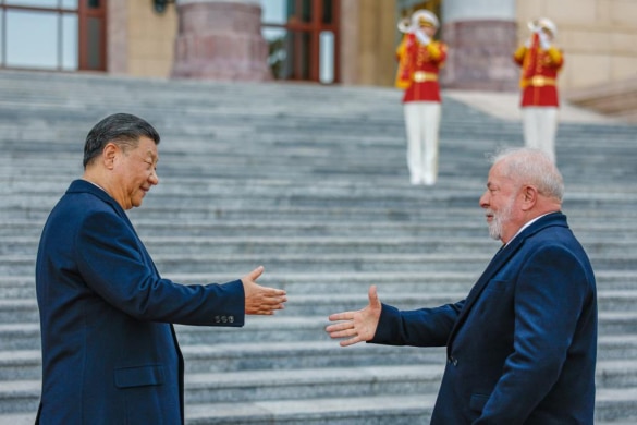 Brazilian President Lula da Silva meets with his counterpart, Chinese President Xi Jinping. Photo: El Ciudadano.