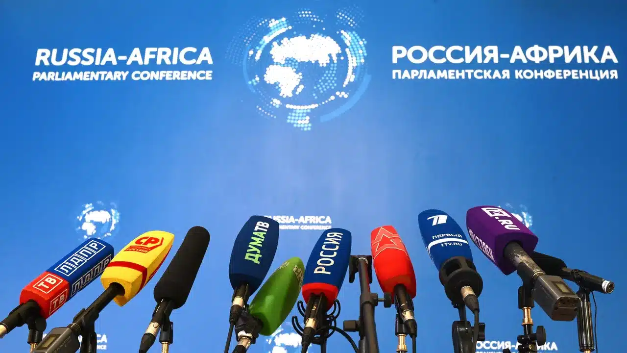 Microphones for press close-ups of the participants of the Second International Parliamentary Conference "Russia-Africa" ​​in Moscow. Photo: Sputnik/File photo.