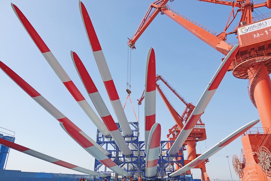 This photo taken on March 2, 2023 shows wind power blades to be exported at Yantai Port in Yantai, east China's Shandong Province. Photo: Tang Ke/Xinhua.
