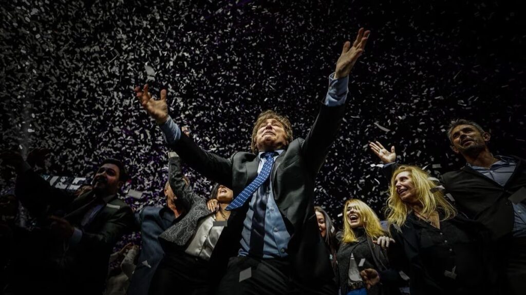 Argentinian economist and self-defined libertarian celebrating his victory in the primary elections (PASO) on Sunday, August 1, 2023. Photo: X/@jmilei.