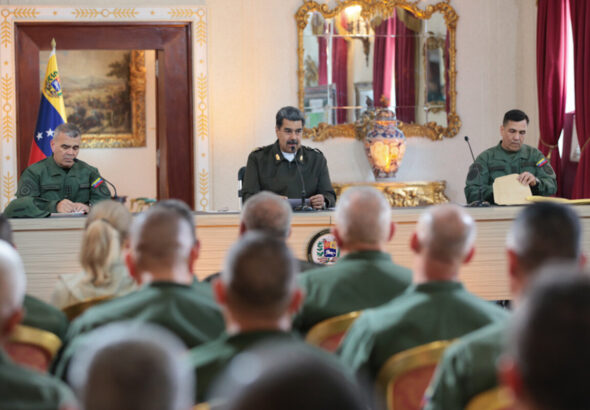 Venezuelan President Nicolás Maduro in meeting with the FANB high command. Photo: Presidential Press.