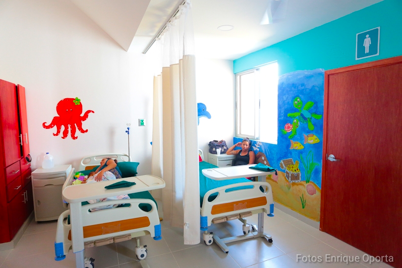 After the coup attempt was defeated, the government intensified its public works programs. Roads and buildings were repaired and new hospitals, schools, renewable energy and housing projects followed. Here is the new hospital in San Juan del Sur, Rivas. Photo: Enrique Oporta/LifeInNica.com.
