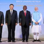 (From left) Brazilian President Lula da Silva, Chinese President Xi Jinping, South African President Cyril Ramaphosa, Indian Prime Minister Narendra Modi, and Russian Foreign Affairs Minister Sergey Lavrov at the 15th BRICS Summit in Johannesburg, South Africa. Photo: AFP.