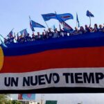 UNT members performing a street rally atop a bridge. Photo: Tal Cual/File photo.