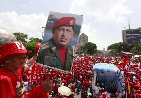 Chavista demonstration packing Avenida Bolívar in Caracas on Wednesday, April 19, 2017. Photo: Cristian Hernández/EFE/File photo.