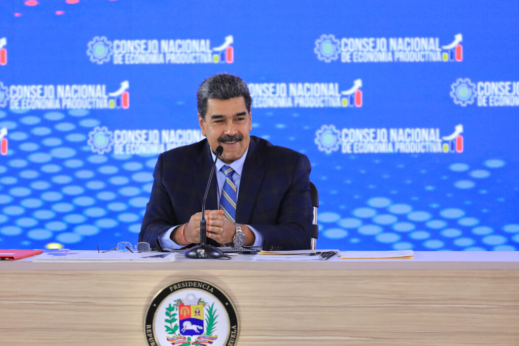 Venezuelan President Nicolás Maduro during a televised working meeting focused on economic issues, taking place at the Humboldt Hotel in Caracas, this Thursday, September 21, 2023. Photo: Presidential Press.