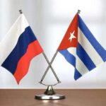 Russian and Cuban table size flags. Photo: EEASTI EESTI!/File photo.
