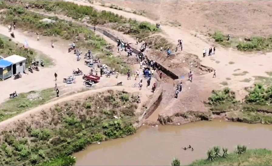 Drone shot of canal being built to use water from the Massacre River to irrigate land on the Maribaroux Plain. Photo: Haïti Liberté.