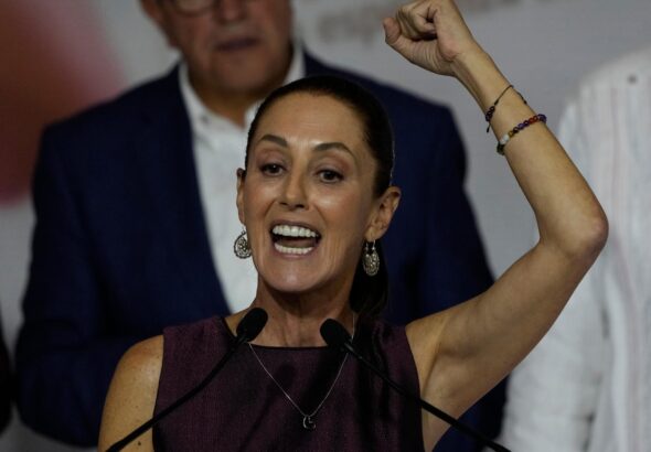 Claudia Sheinbaum celebrates her victory in the MORENA party's internal elections to select a presidential candidate. Photo: Infobae.