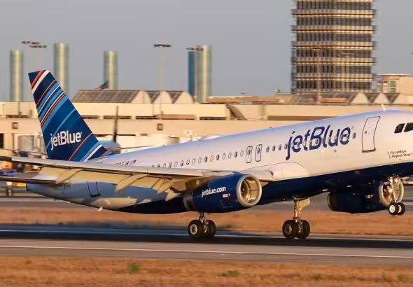 JetBlue airline plane. Photo: Babinski 380.