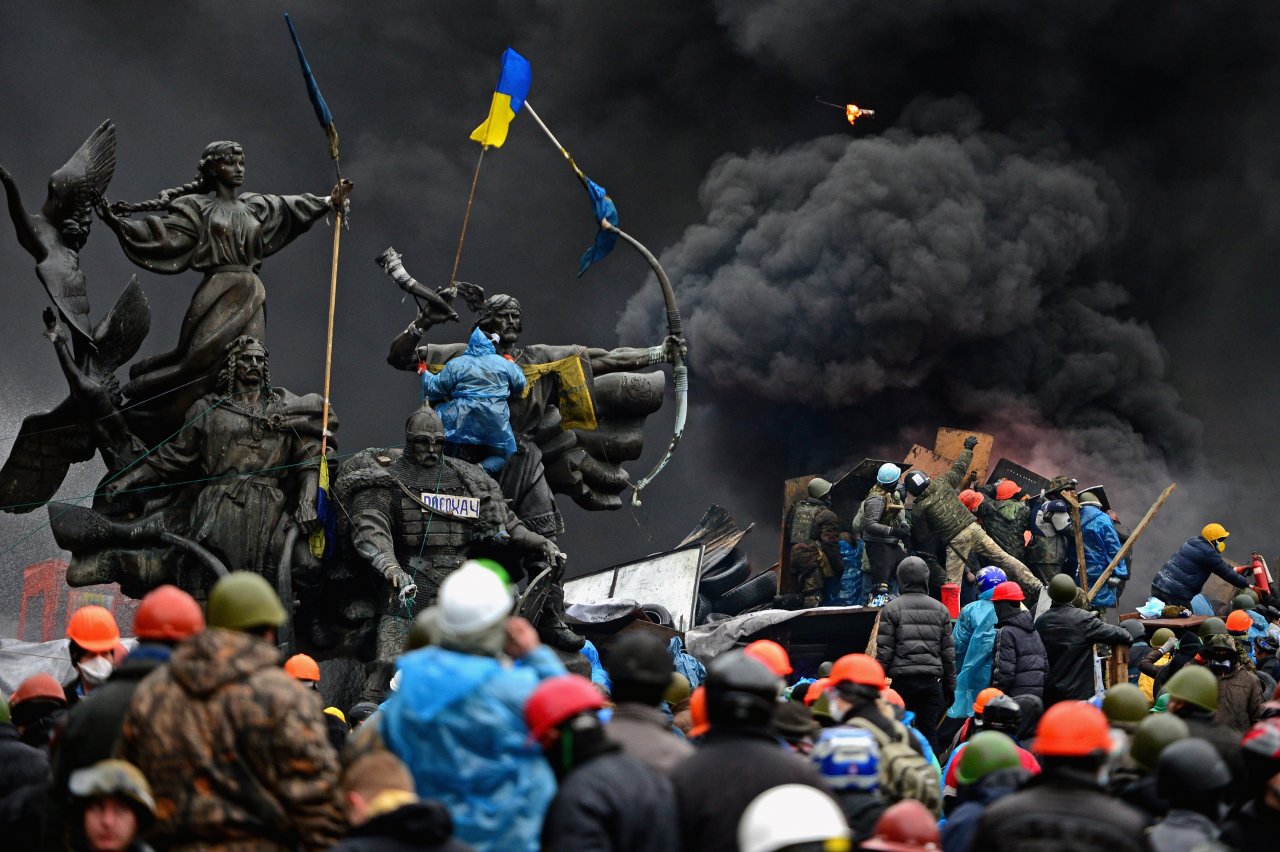 Anti-government protesters clash with police in Kiev on Feb. 20, 2014. Photo: Jeff J Mitchell/Getty Images/File photo.
