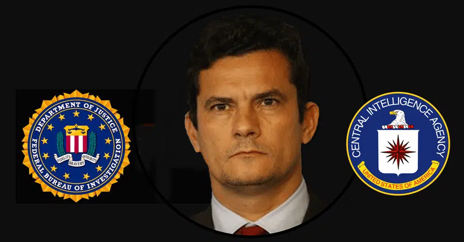 Photo composition showing former judge Sergio Moro alongside emblems of the Federal Bureau of Investigation (FBI) and the Central Intelligence Agency (CIA), referring to Moro's links to US intelligence services. Photo: BlogPaulinho/File photo.