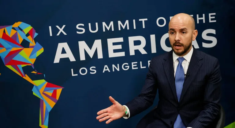 White House advisor Juan González during the controversial 9th Summit of the Americas. Photo: EFE/File photo.