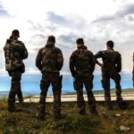 French soldiers observe a live-fire NATO multinational battlegroup exercise in Cincu, Romania, April 27, 2022. Photo: NATO, Flickr.
