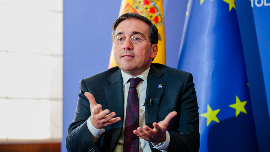 6536a98d59bf5b0ca4365b21