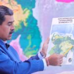 Venezuelan President Nicolás Maduro showing a map of Venezuela just after its independence during his television show Con Maduro+. Photo: Presidential Press/File photo.