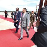 The prime minister of Saint Lucia, Philip Joseph Pierre, being received by Venezuelan Foreign Affairs Minister Yván Gil at the Simón Bolívar International Airport. Photo: X/@yvangil.