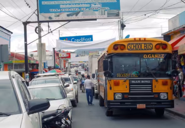 Former school bus at Ferrecalle in Estelí, Nicaragua, used as urban bus on the line from Hospital to Oscar Gamez. Photo: Mikolai-Alexander Gütschow/Wikimedia.