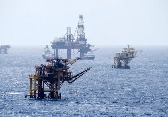 Aerial view of offshore oil rigs. Photo: El Economista/File photo.