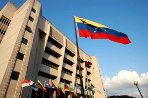 Venezuelan Supreme Court of Justice headquarters in Caracas, Venezuela, with a Venezuelan flag. File photo.