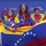 The Venezuelan team celebrating their victory in the FIRST Global Challenge robotics world championship, held in Singapore from October 7 to 10, 2023. Photo: Screenshot by Alba Ciudad.