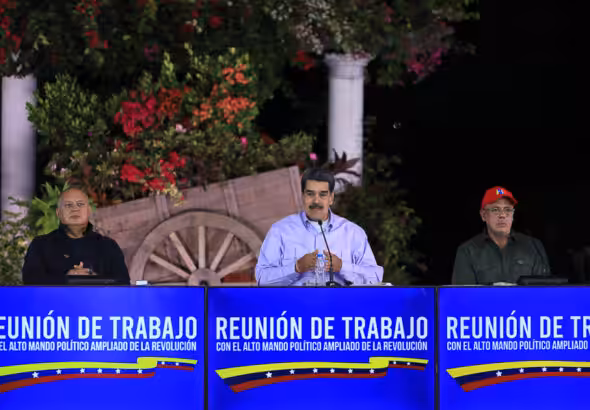 Venezuelan President Nicolás Maduro (center) speaking about Guyana's recent illegal actions on the disputed Essequibo territory. Photo: Venezuela's Presidential Press.