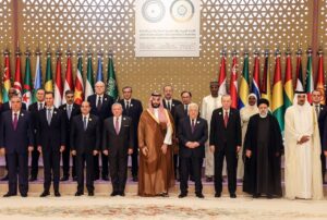 Leaders pose for a photo during the Extraordinary Joint Summit of the Organization of Islamic Cooperation and the Arab League at King Abdulaziz International Conference Center in Riyadh, Saudi Arabia on November 11, 2023. Photo: Mustafa Kamacı/Palestinian Press Office.