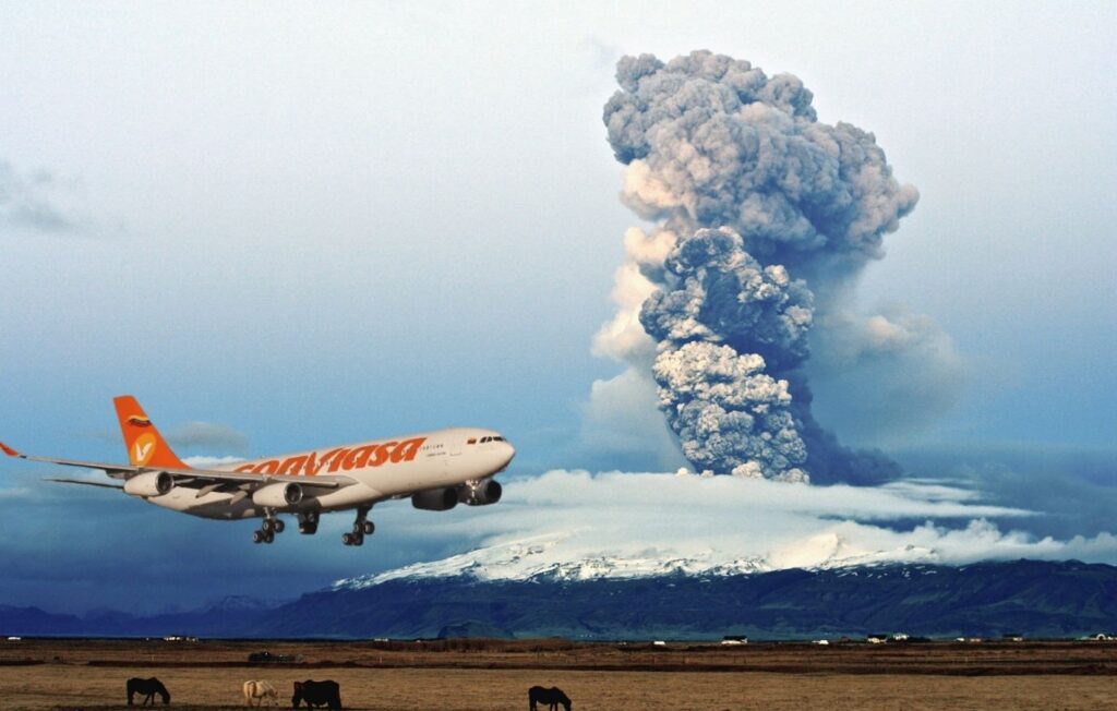 Photo composition showing a Conviasa Airbus 300 during landing maneuvers overlapping a photo of the Eyjafjallajokull volcano eruption in the spring of 2010, in Fimmvorduhals, Iceland. Photo: Yuri Kochetkov/EFE/  and Signy Asta Gudmundsdottir/NordicPhotos/File photo.