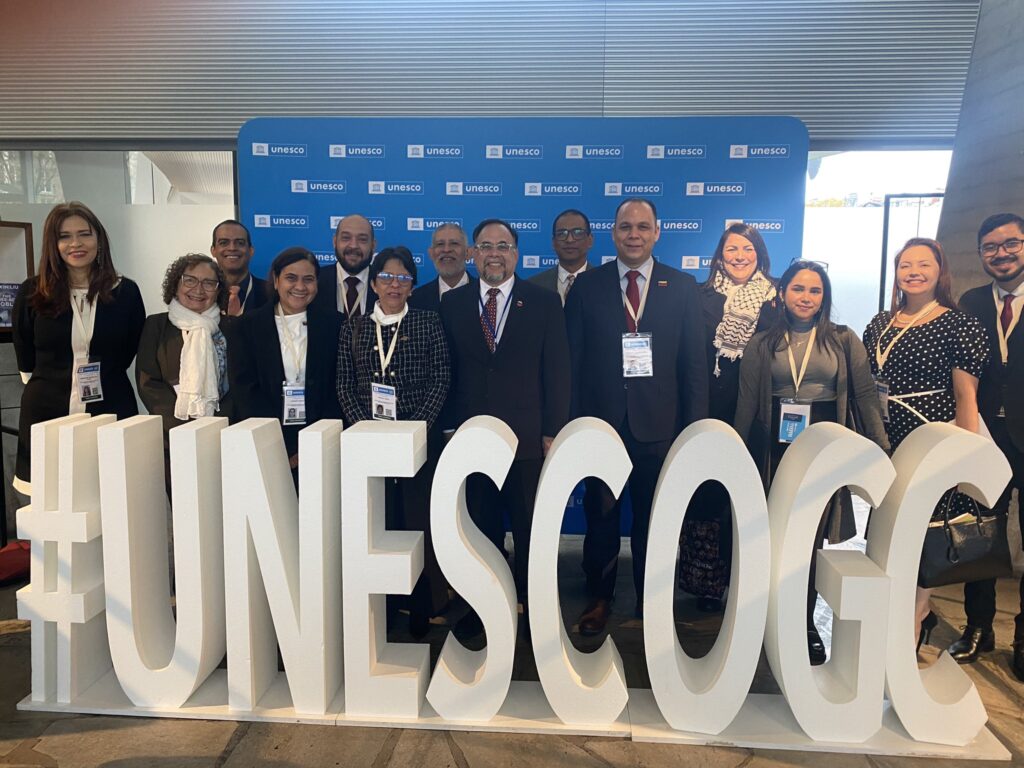 Venezuelan diplomatic delegation at UNESCO. Photo: X/@RodulfoPerezVen.
