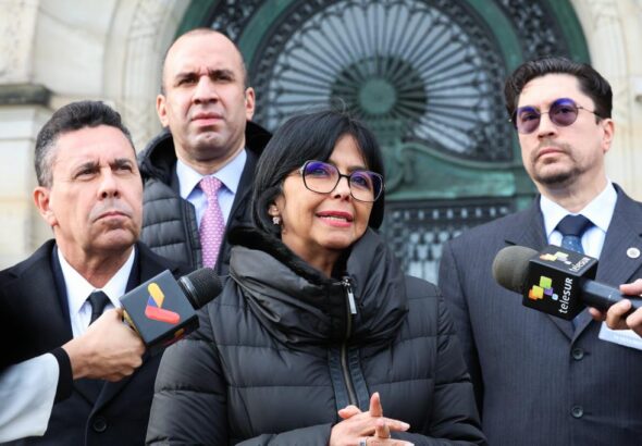 Venezuelan Vice President Delcy Rodriguez issuing a statement to the press with part of the Venezuelan delegation, including UN ambassador Samuel Moncada. Photo: X/@Mippcivzla.