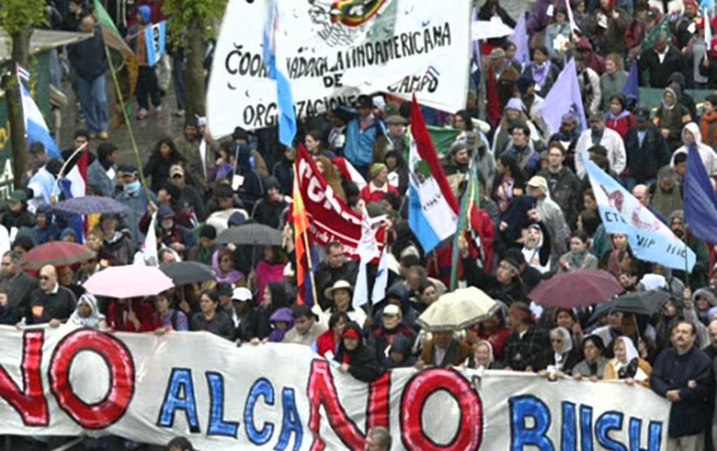 March against the FTAA in Mar del Plata, Argentina, November 5, 2005.