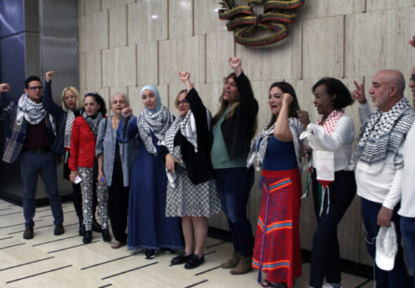 A group of Venezuelan reporters stands in defense of Palestine. Photo: CiudadCCS.