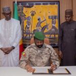Assimi Goïta (Center) when he signed the Liptako-Gourma Charter with the Heads of State of Burkina Faso and Niger, September 16, 2023. Photo: X/@GoitaAssimi.